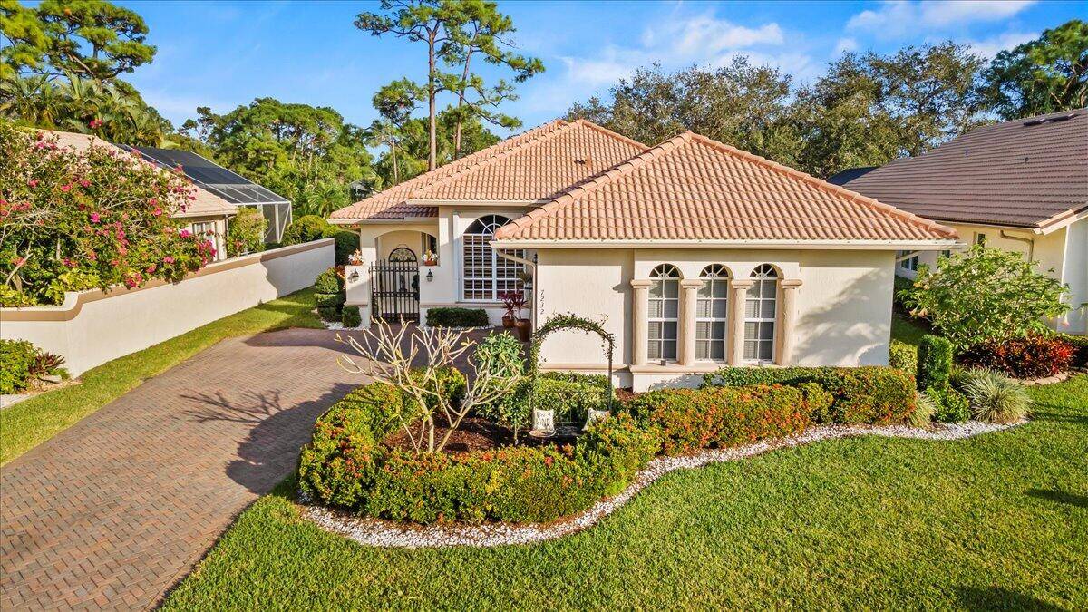 Port Saint Lucie, FL 34986,7232 Mystic WAY