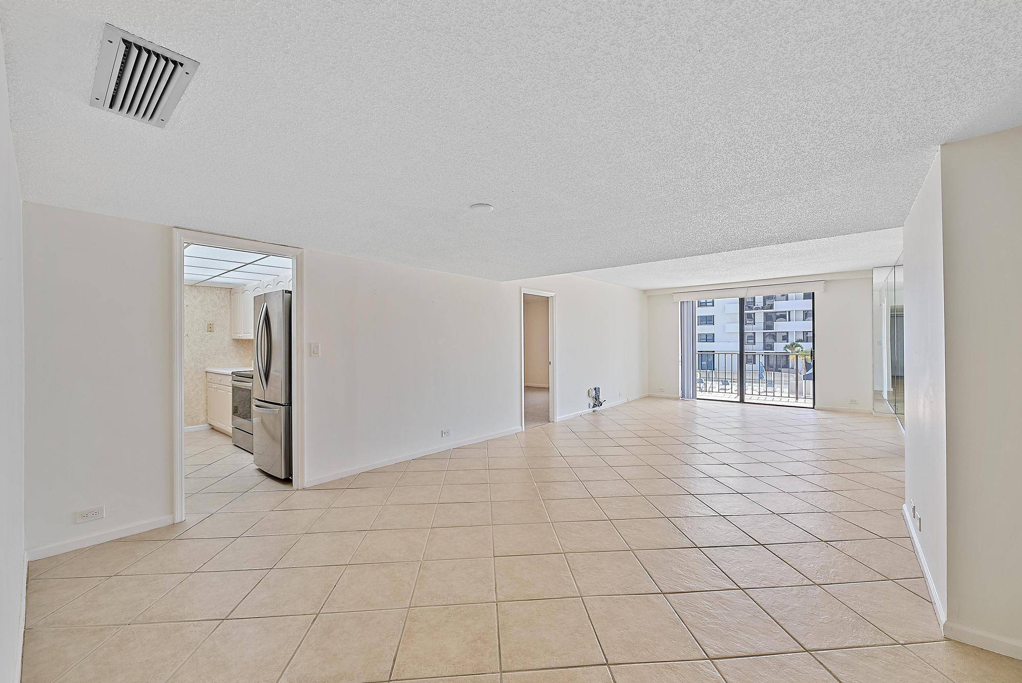 North Palm Beach, FL 33408,1208 Marine WAY 105