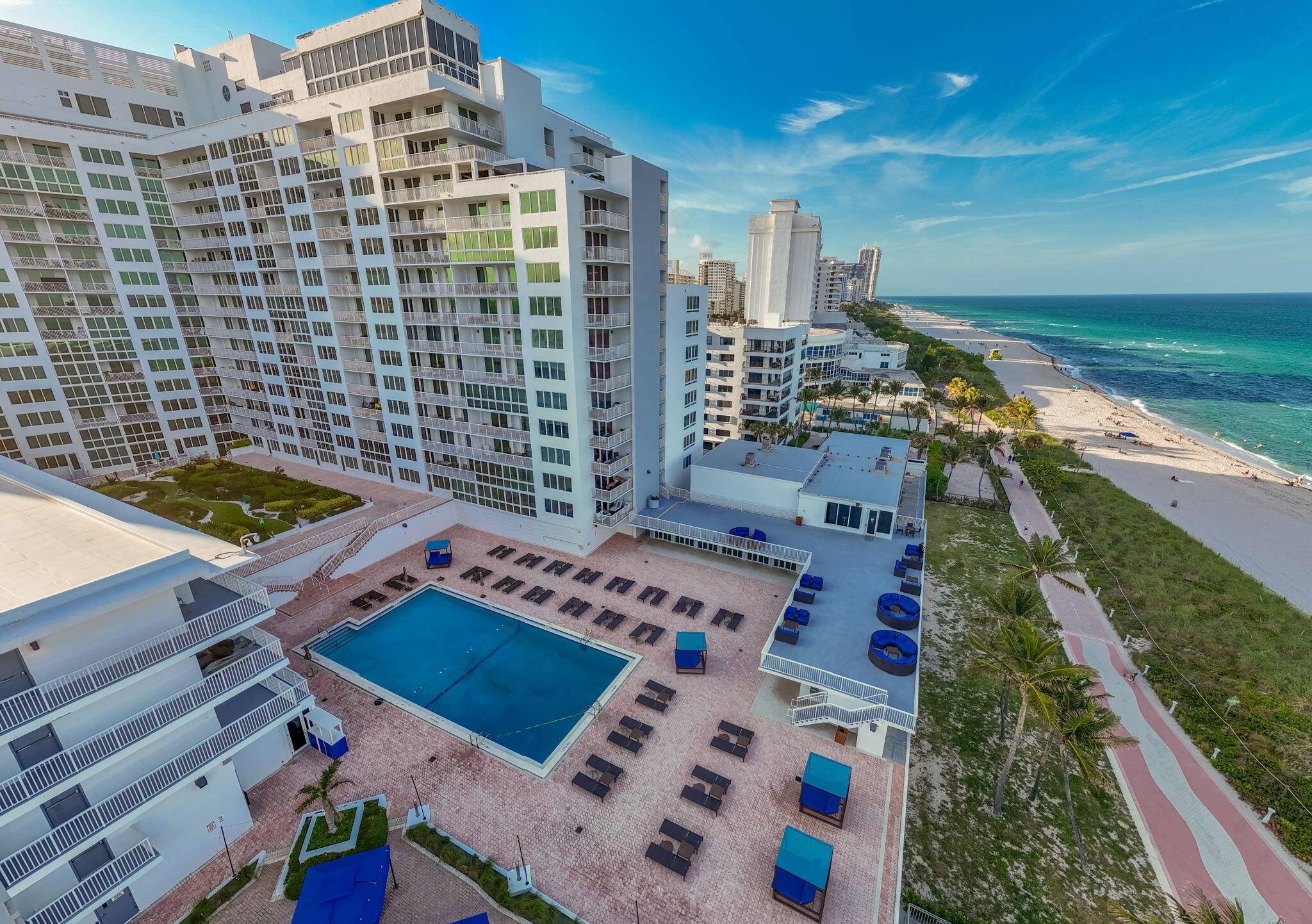 Miami Beach, FL 33140,5401 Collins AVE 622