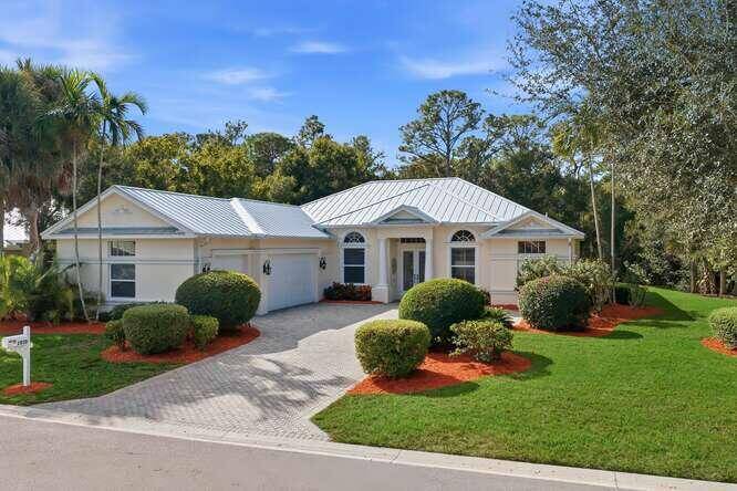 Stuart, FL 34997,1030 SW Blue Stem WAY