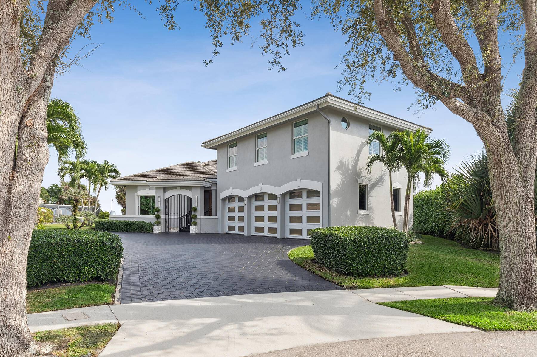 West Palm Beach, FL 33401,6 Cloister CIR