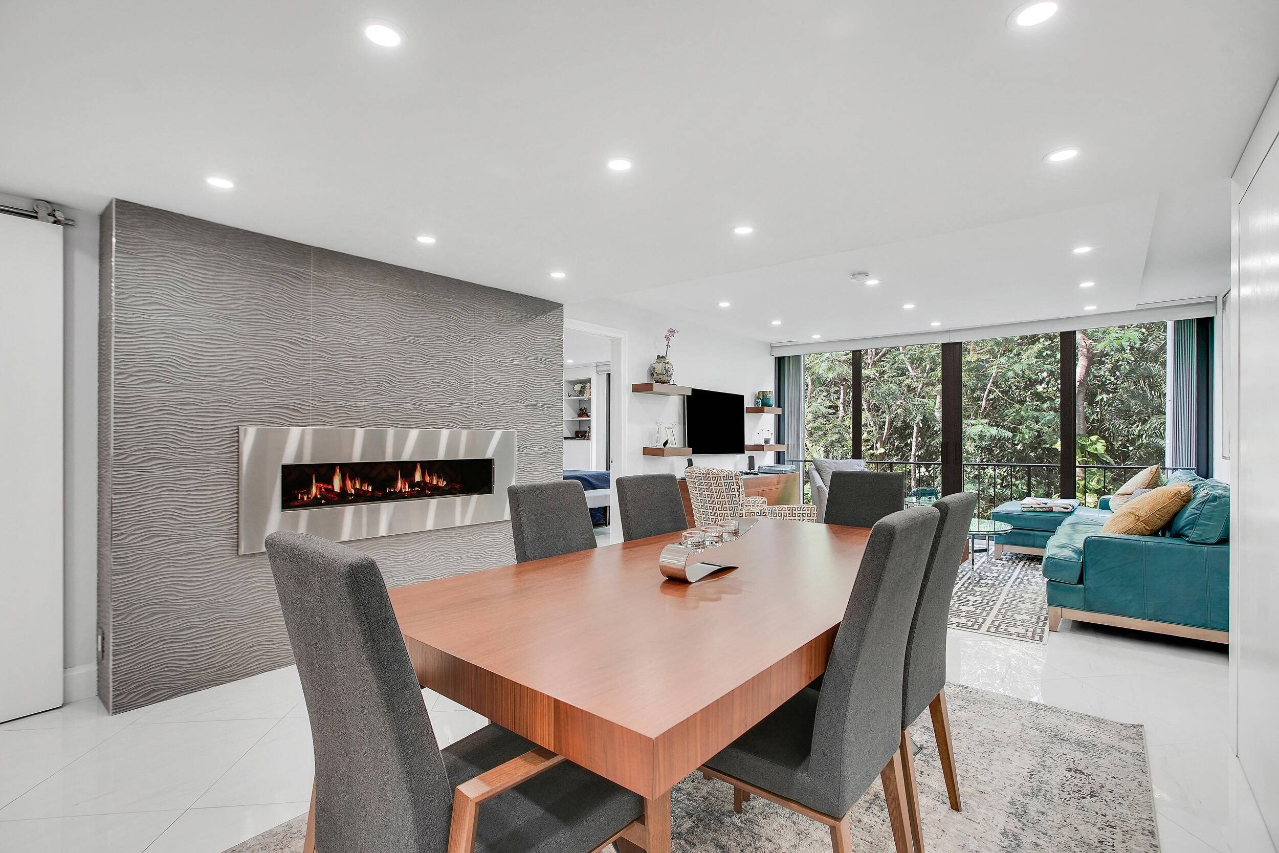 Boca Raton, FL 33432,501 SW 11th PL 317