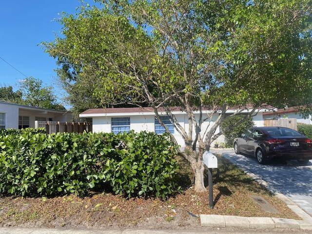 Deerfield Beach, FL 33441,217 SW 3rd CT