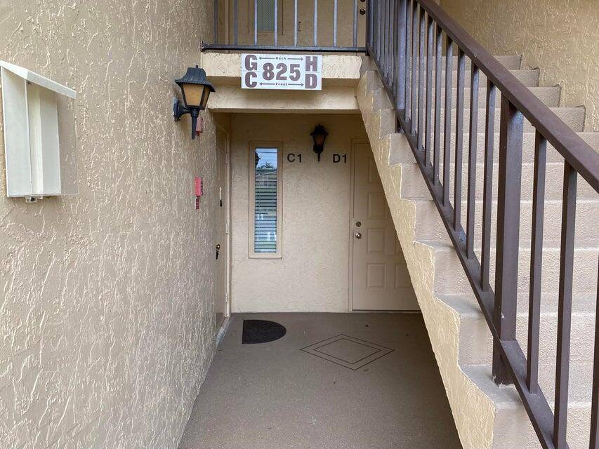 Greenacres, FL 33415,825 Sky Pine Way C1