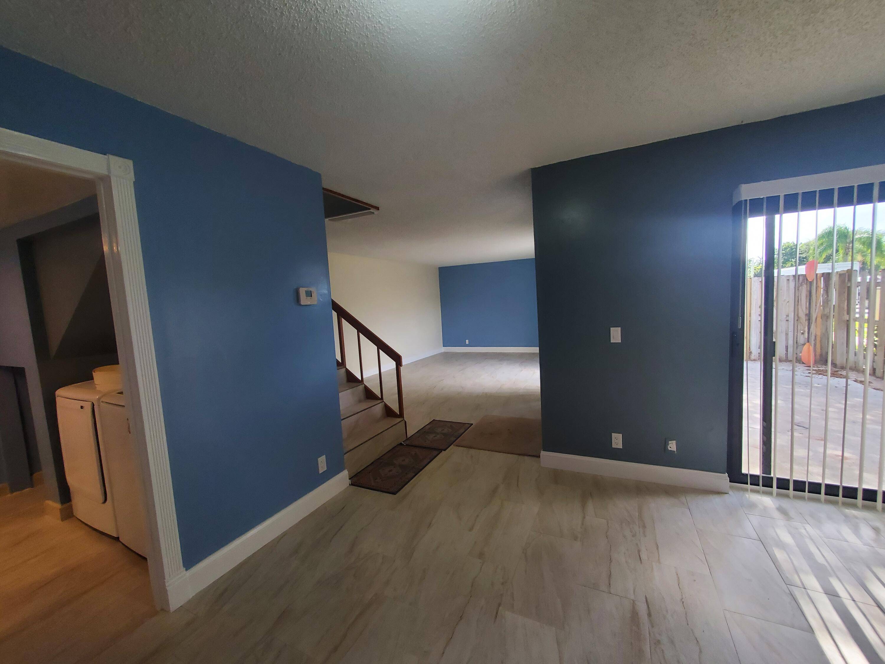 Lake Worth, FL 33461,2464 Waterside DR