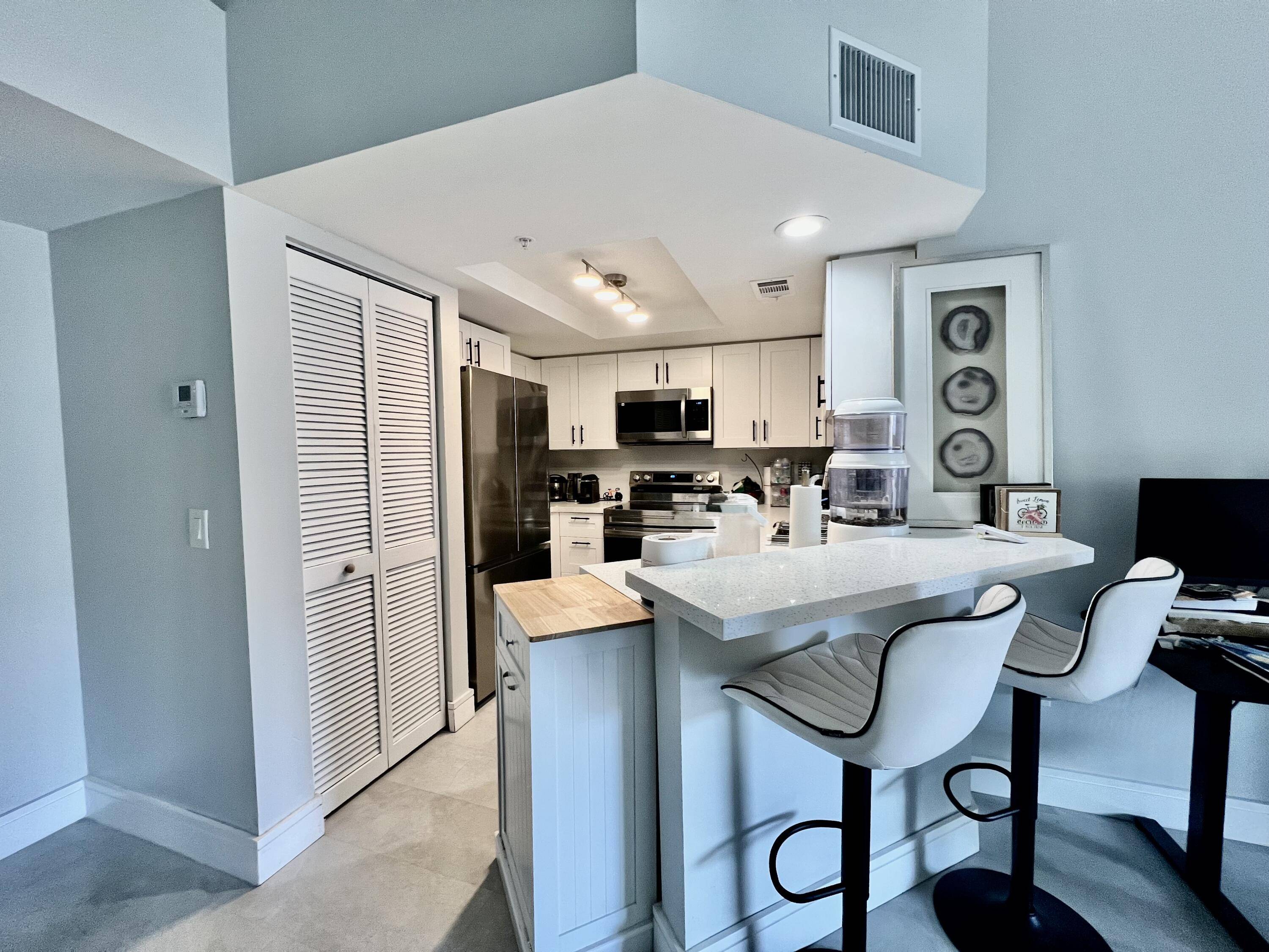 Fort Lauderdale, FL 33316,2033 SE 10th AVE 620