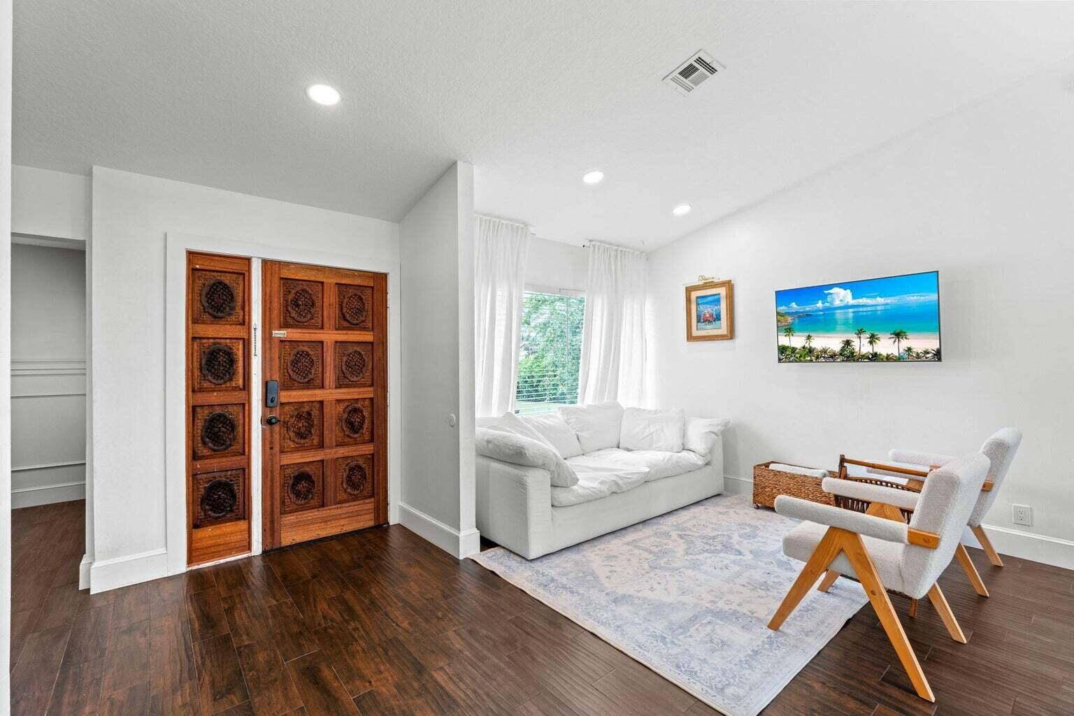 Royal Palm Beach, FL 33411,160 Parkwood DR