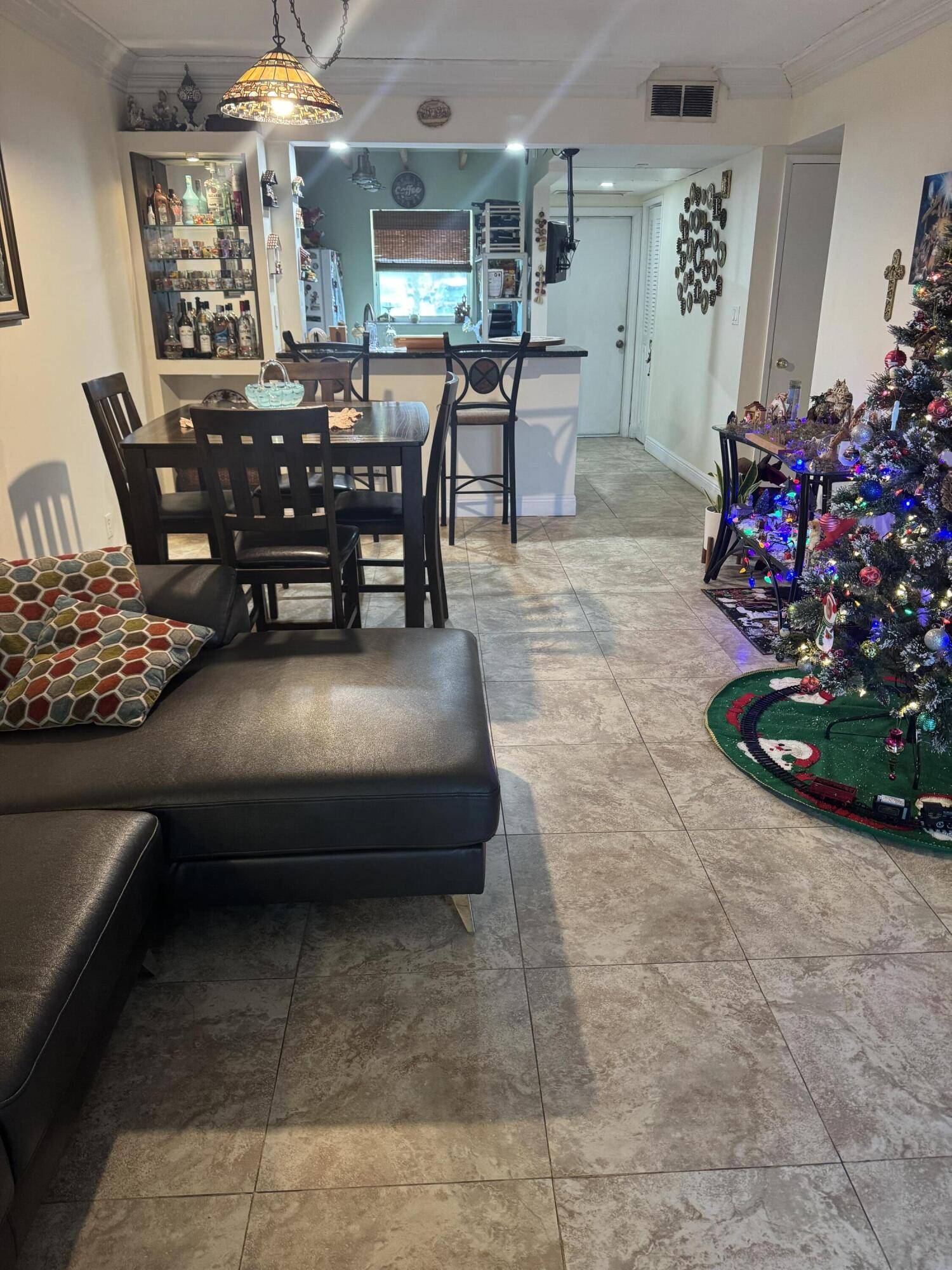 Deerfield Beach, FL 33064,4311 Crystal Lake DR 119