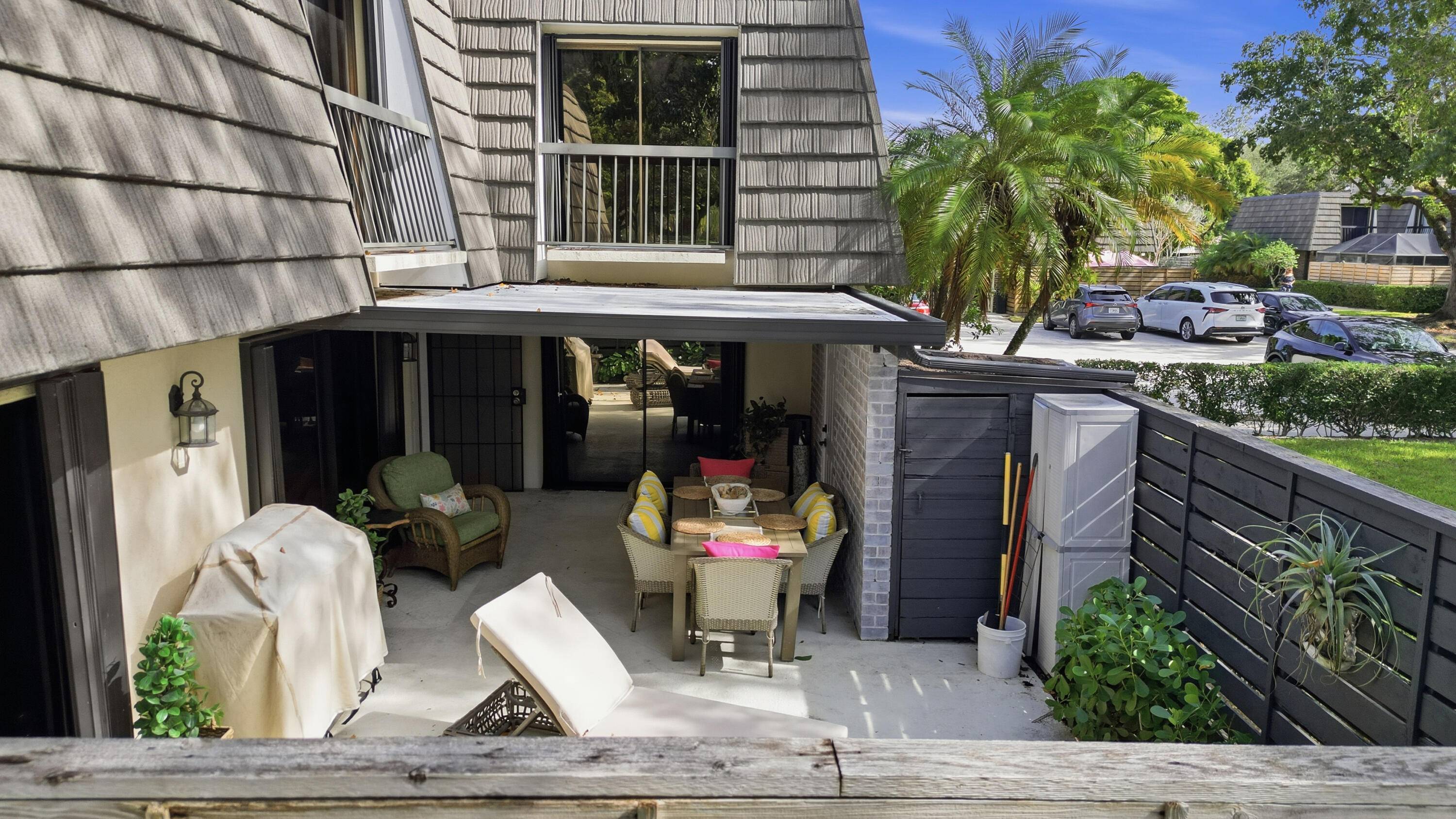 Palm Beach Gardens, FL 33418,1001 10th TER