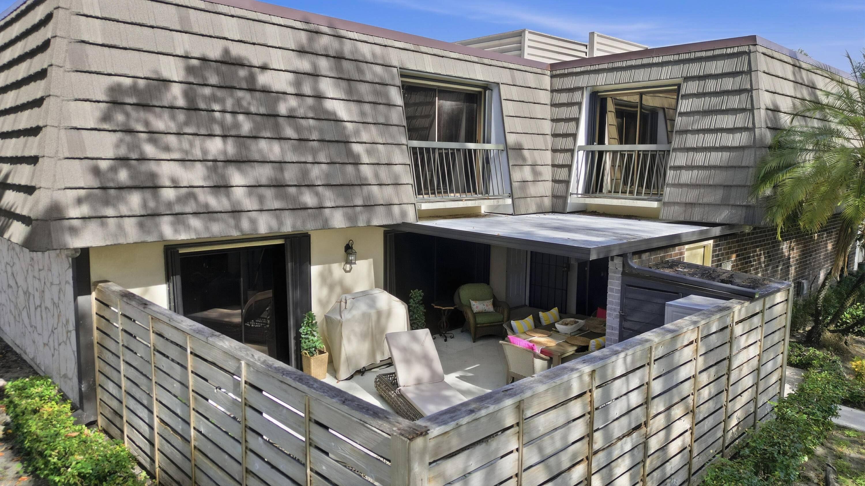 Palm Beach Gardens, FL 33418,1001 10th TER