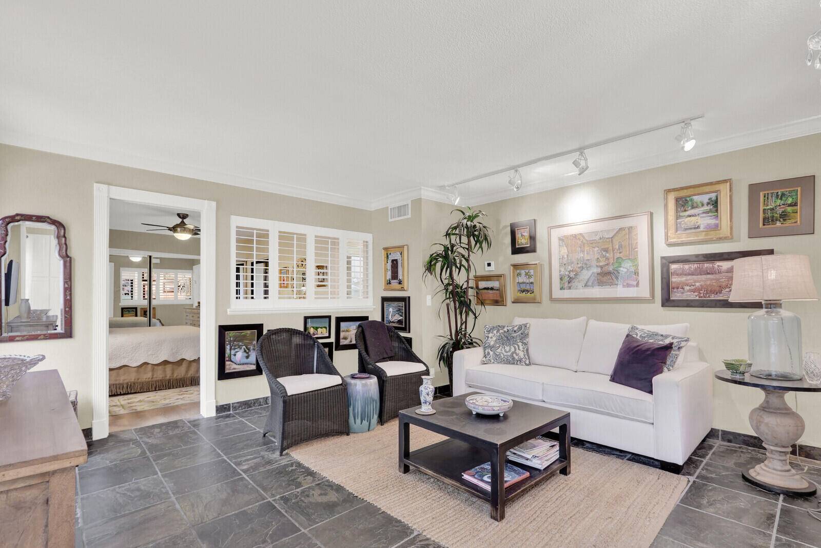 Jupiter, FL 33477,1605 S Us Highway 1 11c