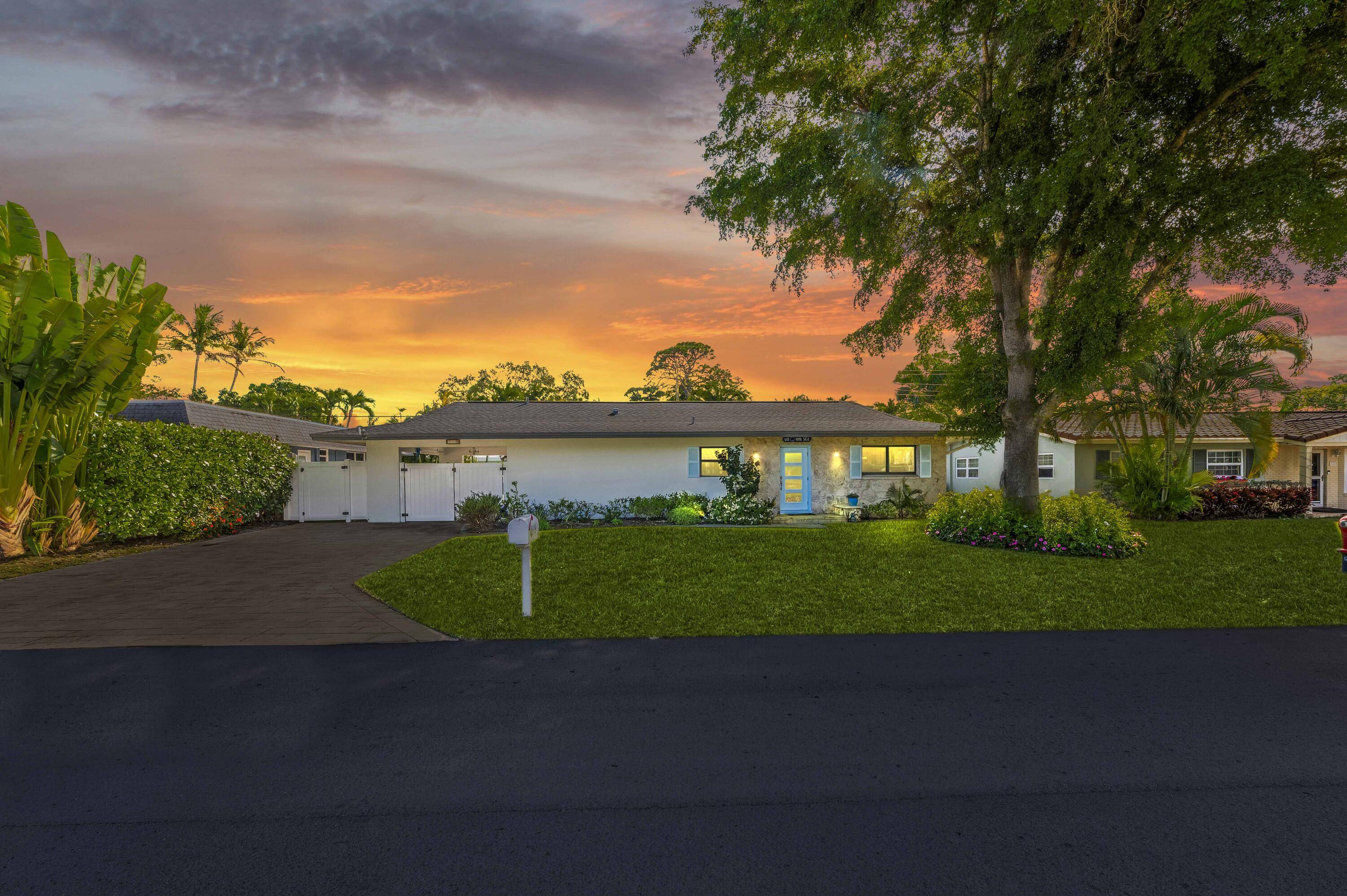 Boynton Beach, FL 33435,518 SW 28th AVE