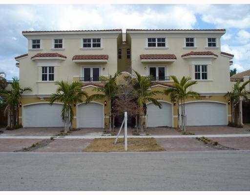 Fort Lauderdale, FL 33305,1849 NE 26th AVE Apt 2