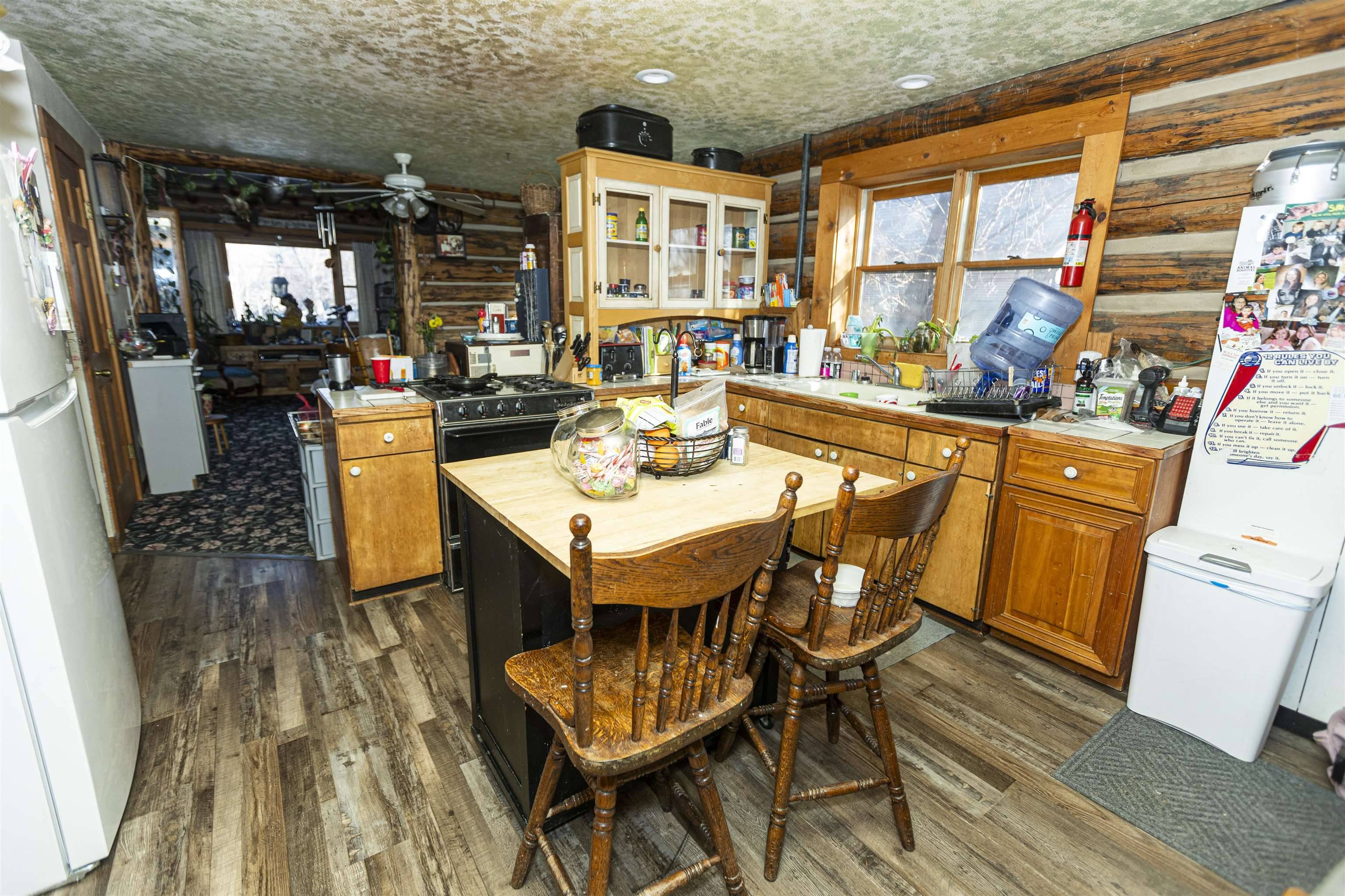 Carbondale, CO 81623,938 County Road 106