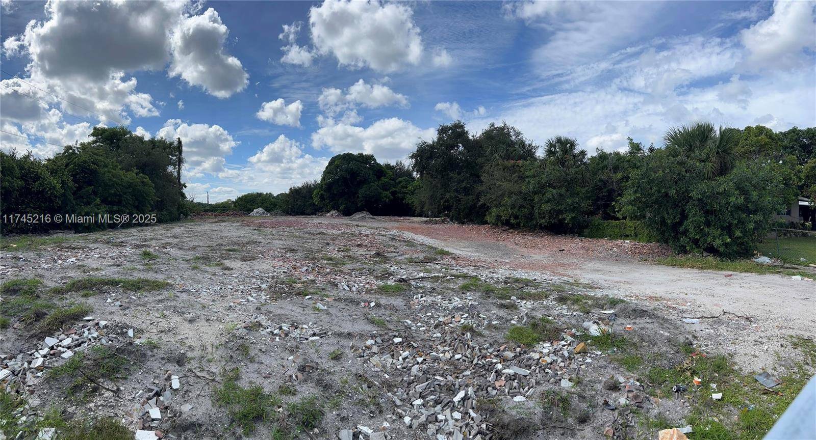 Lauderhill, FL 33311,147 NW 31st Ave