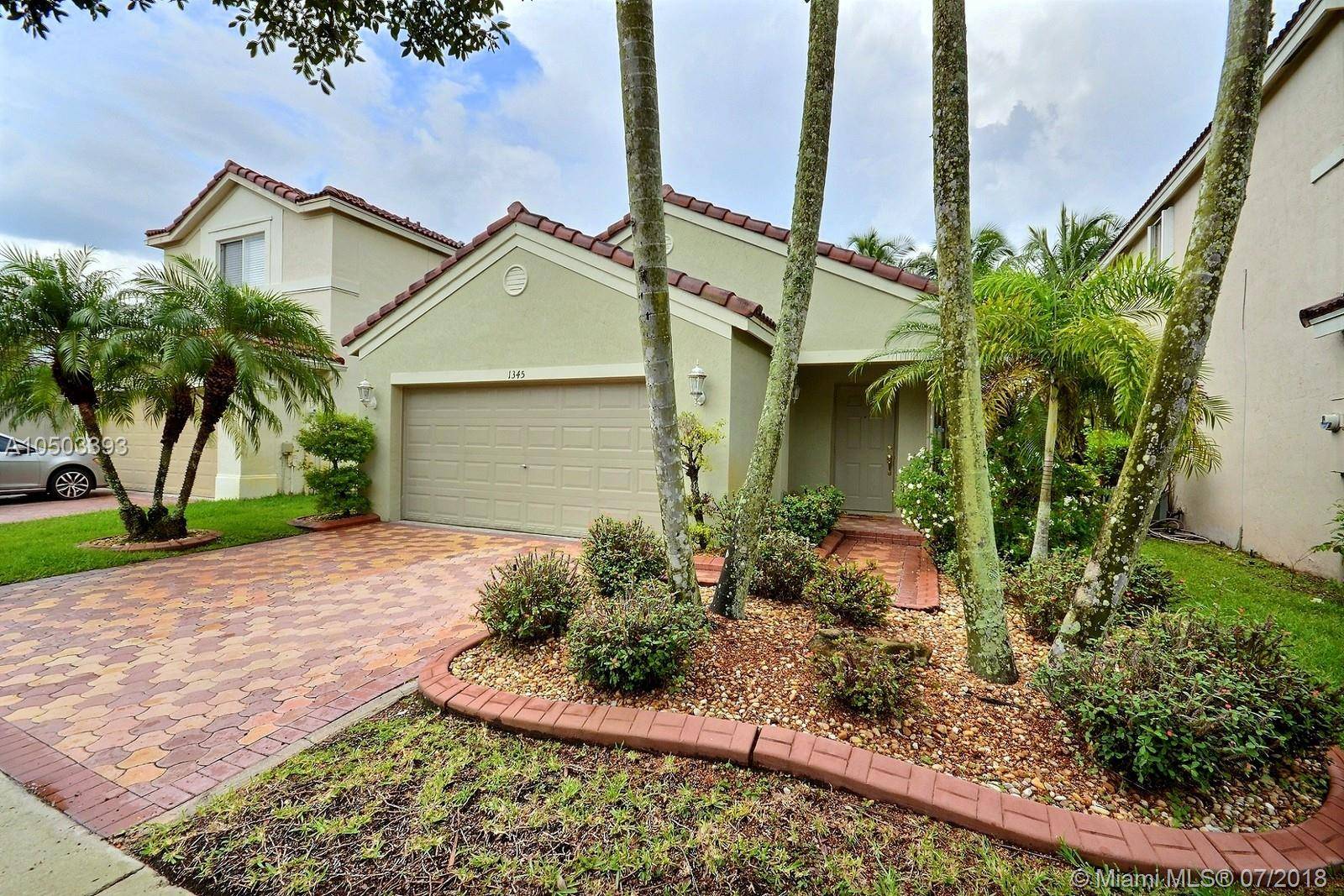 Weston, FL 33327,1345 Majesty Ter