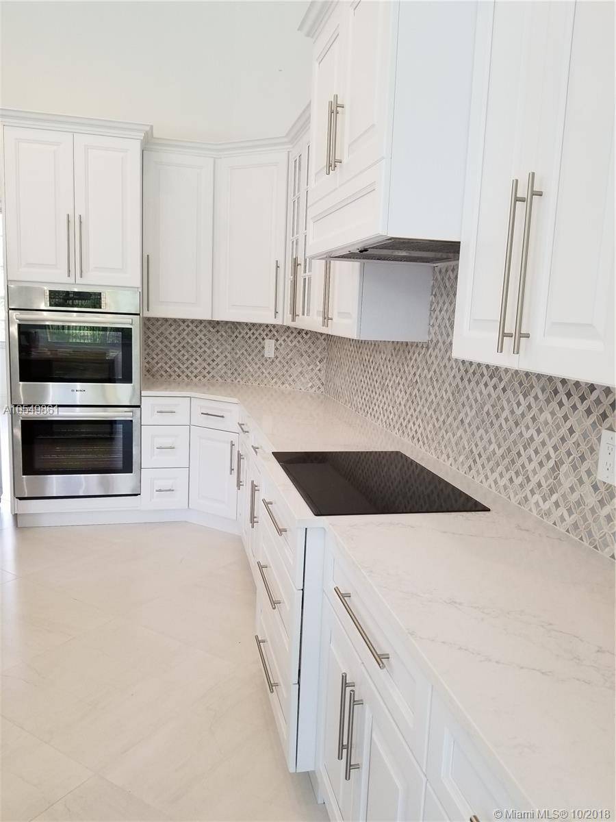 Wellington, FL 33414,726 Pine Club Ln