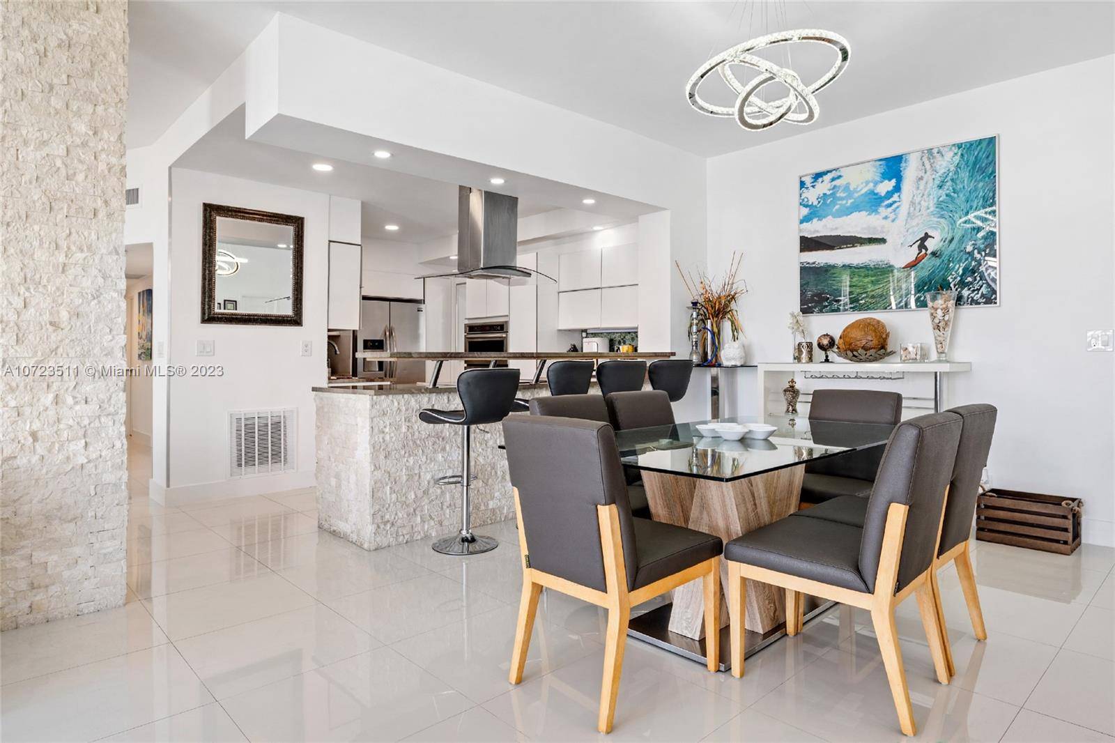 Hollywood, FL 33019,4001 S Ocean Dr #PH2