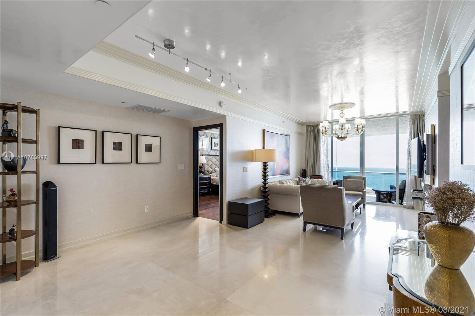 Sunny Isles Beach, FL 33160,17875 Collins Ave #2005