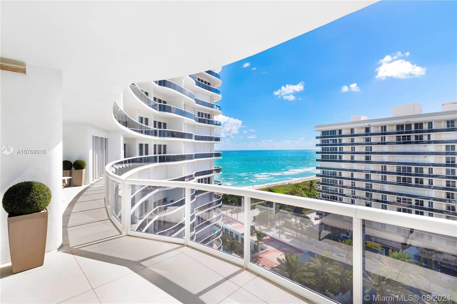 Bal Harbour, FL 33154,9601 Collins Ave #1009