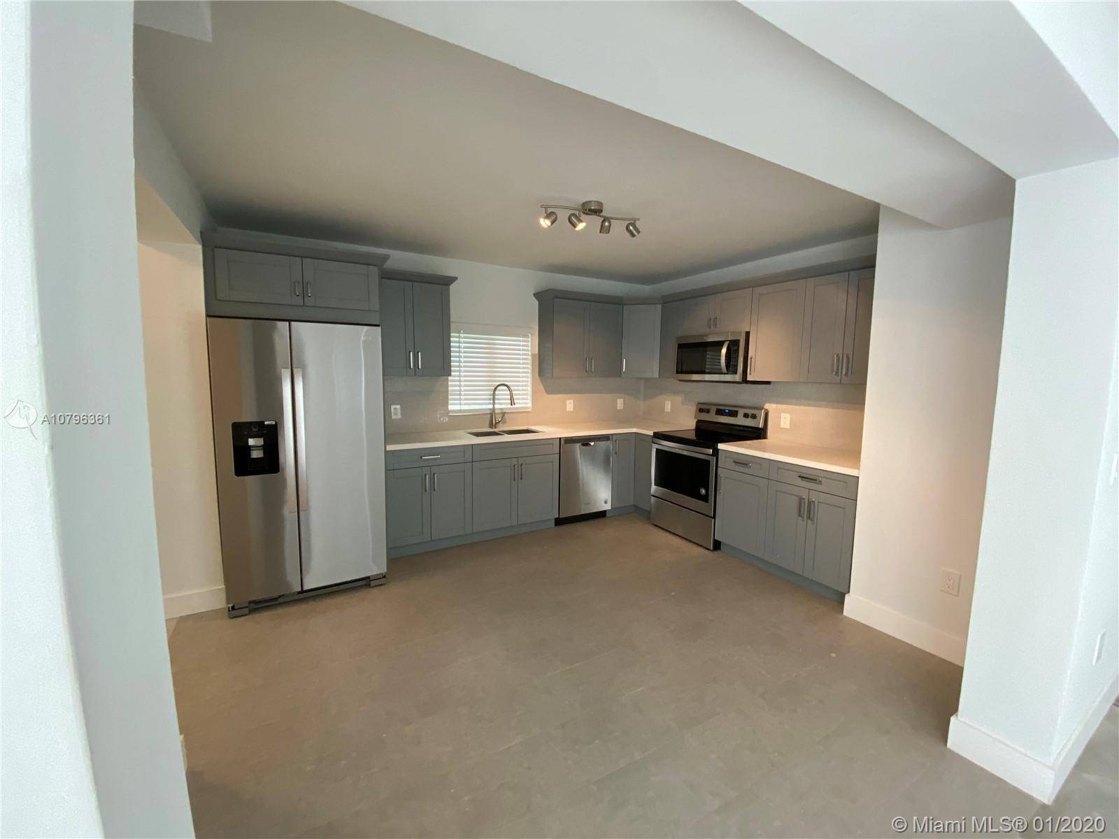 South Miami, FL 33143,5901 SW 62nd Ter