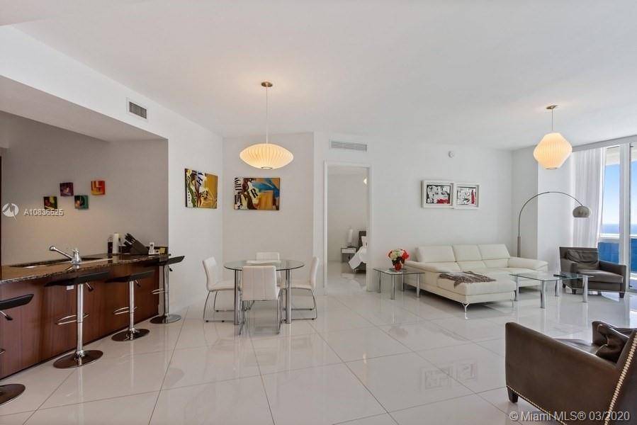 Sunny Isles Beach, FL 33160,15901 Collins Ave #2607