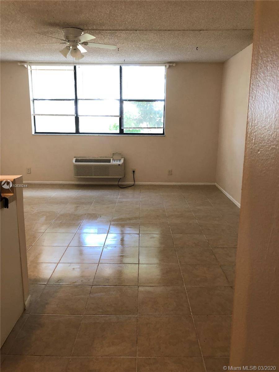 Coral Springs, FL 33065,2401 Riverside Dr #408-B
