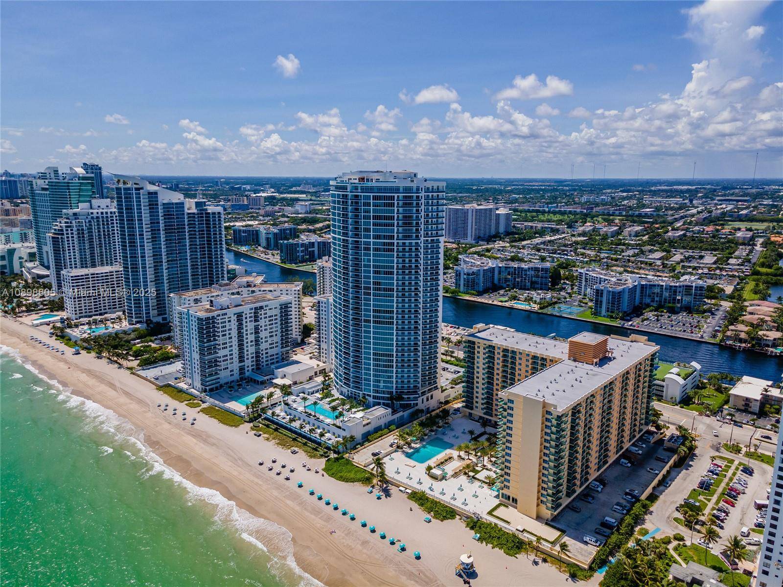 Hollywood, FL 33019,2501 S Ocean Dr #1617 (AVAILABLE MAY 12)