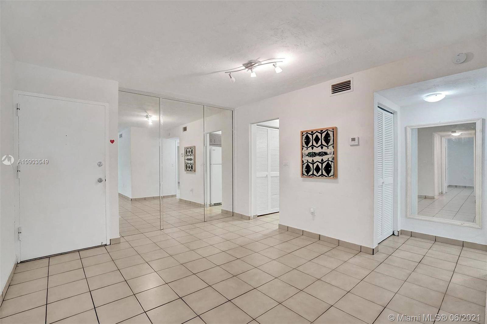 Coral Gables, FL 33146,1205 Mariposa Ave #333