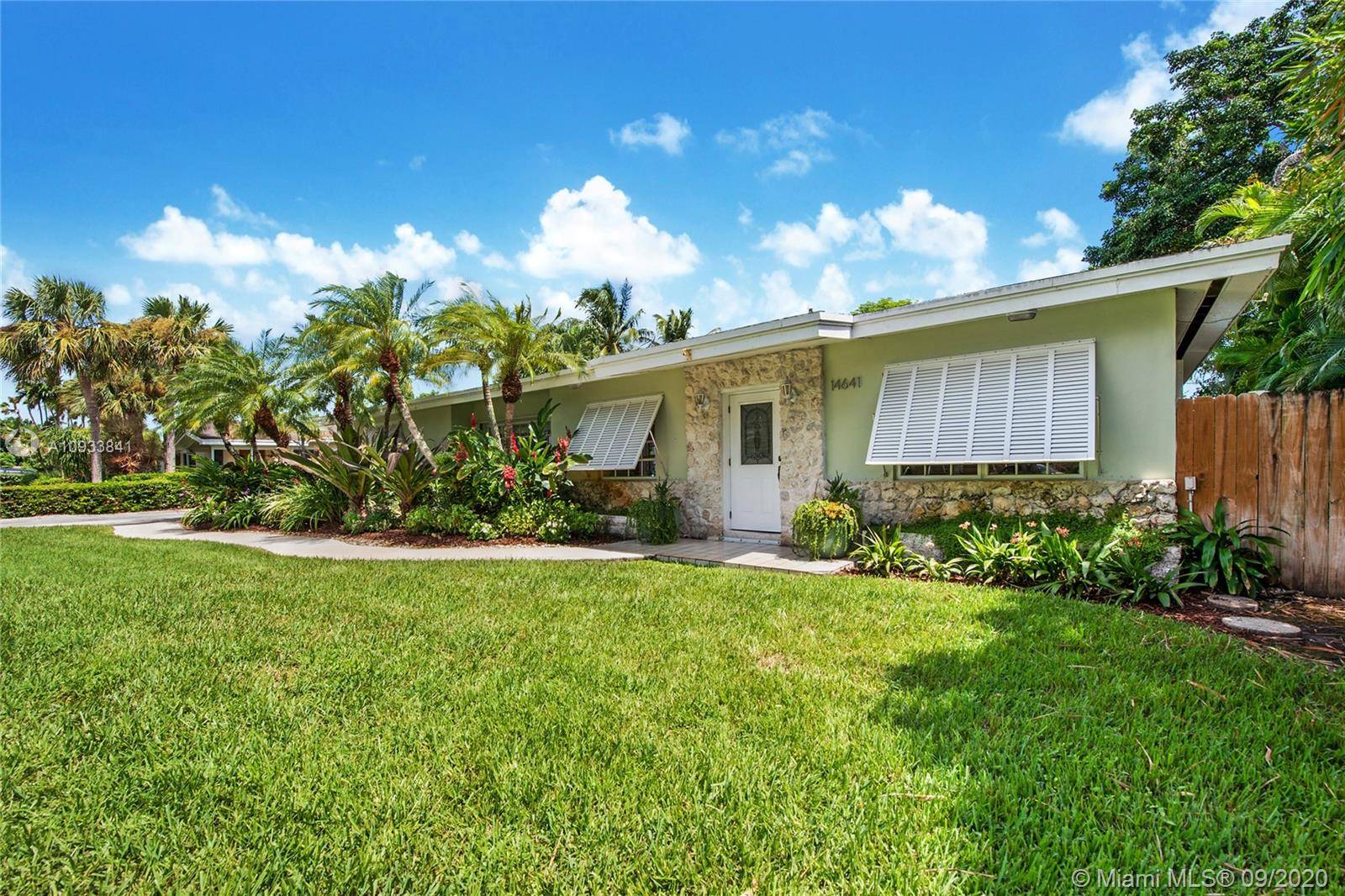 Palmetto Bay, FL 33176,14641 SW 87th Ct