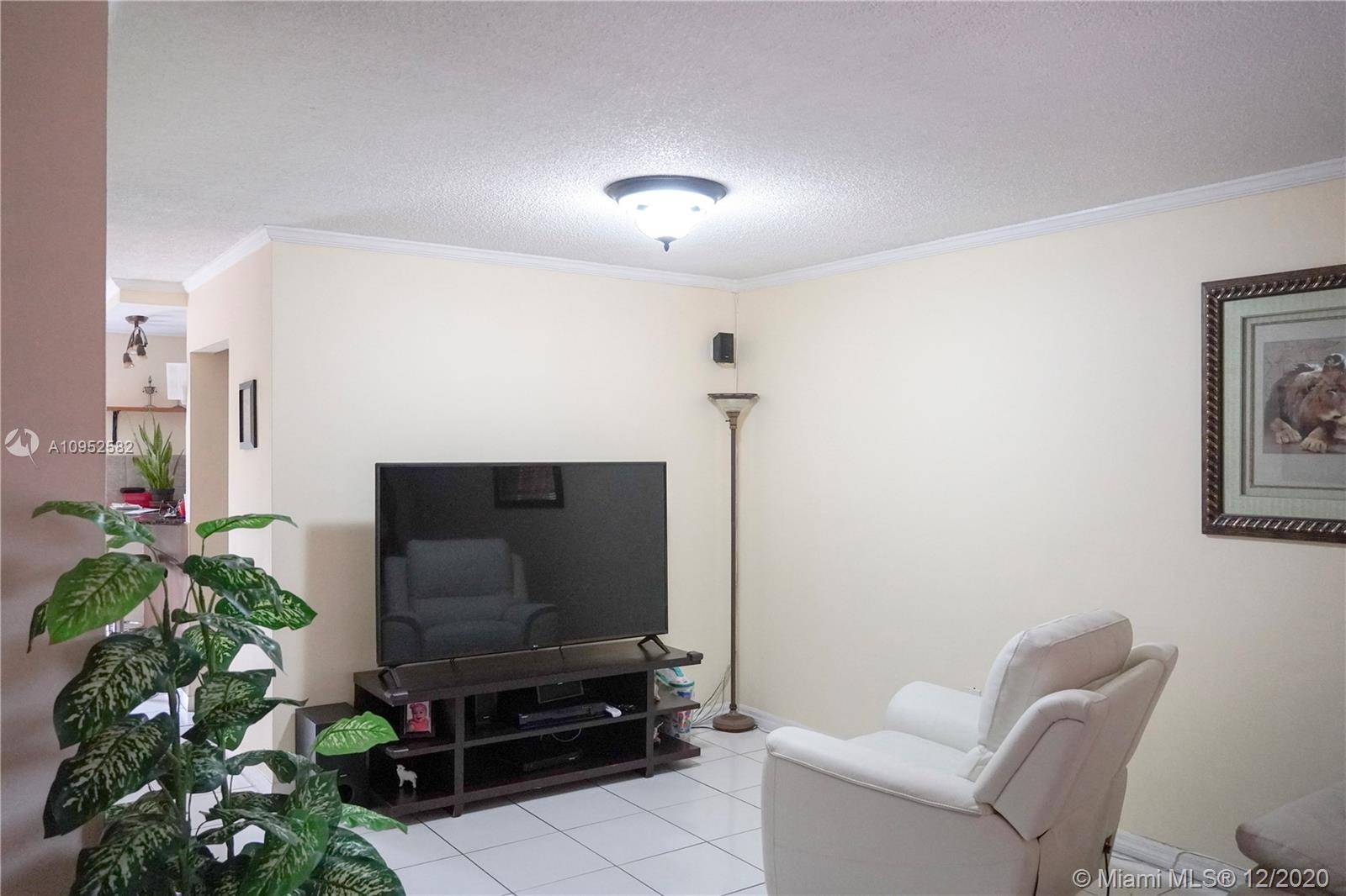 Hialeah, FL 33012,5851 W 20th Ave #408