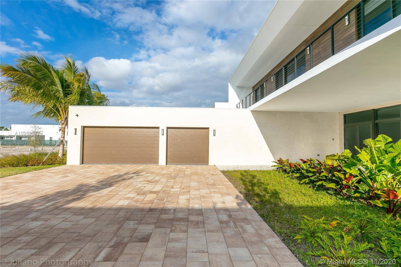 Weston, FL 33326,16630 Sunset Way