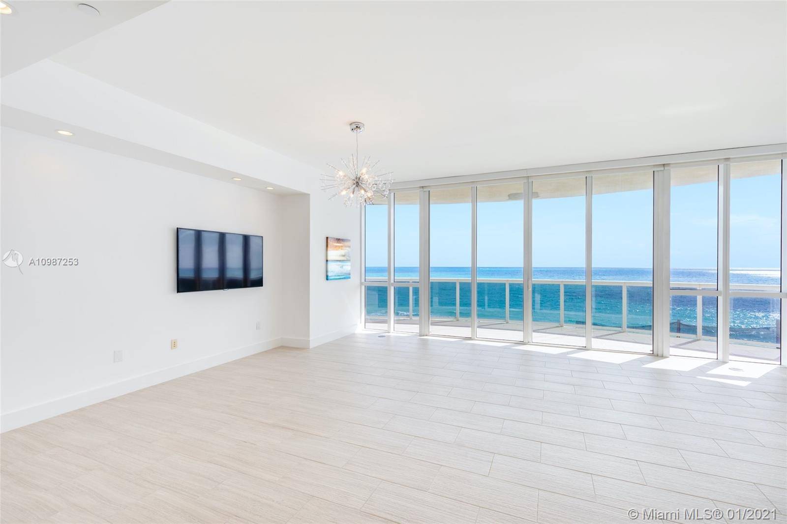 Sunny Isles Beach, FL 33160,16001 Collins Ave #701