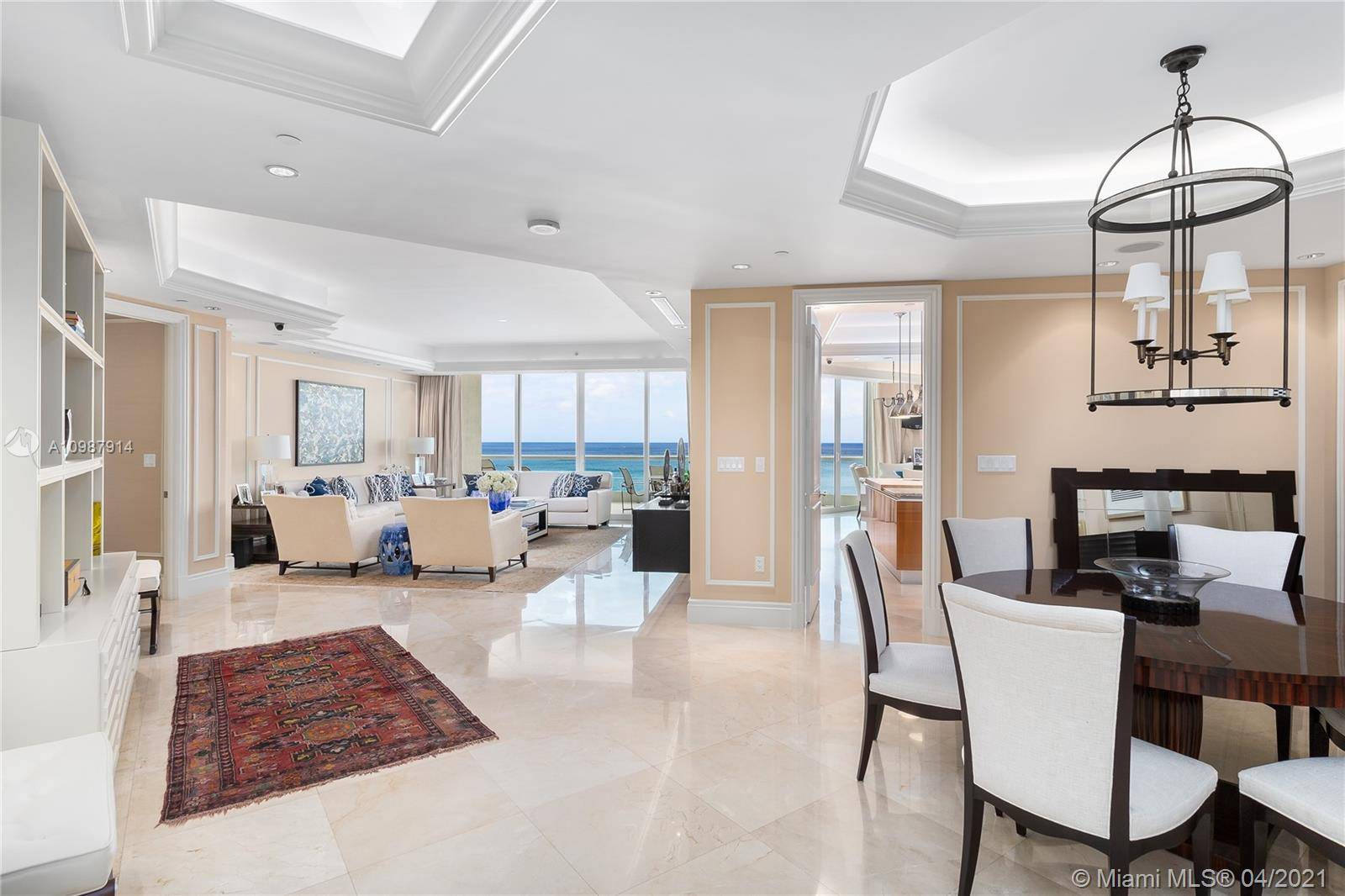 Sunny Isles Beach, FL 33160,16047 Collins Ave #903