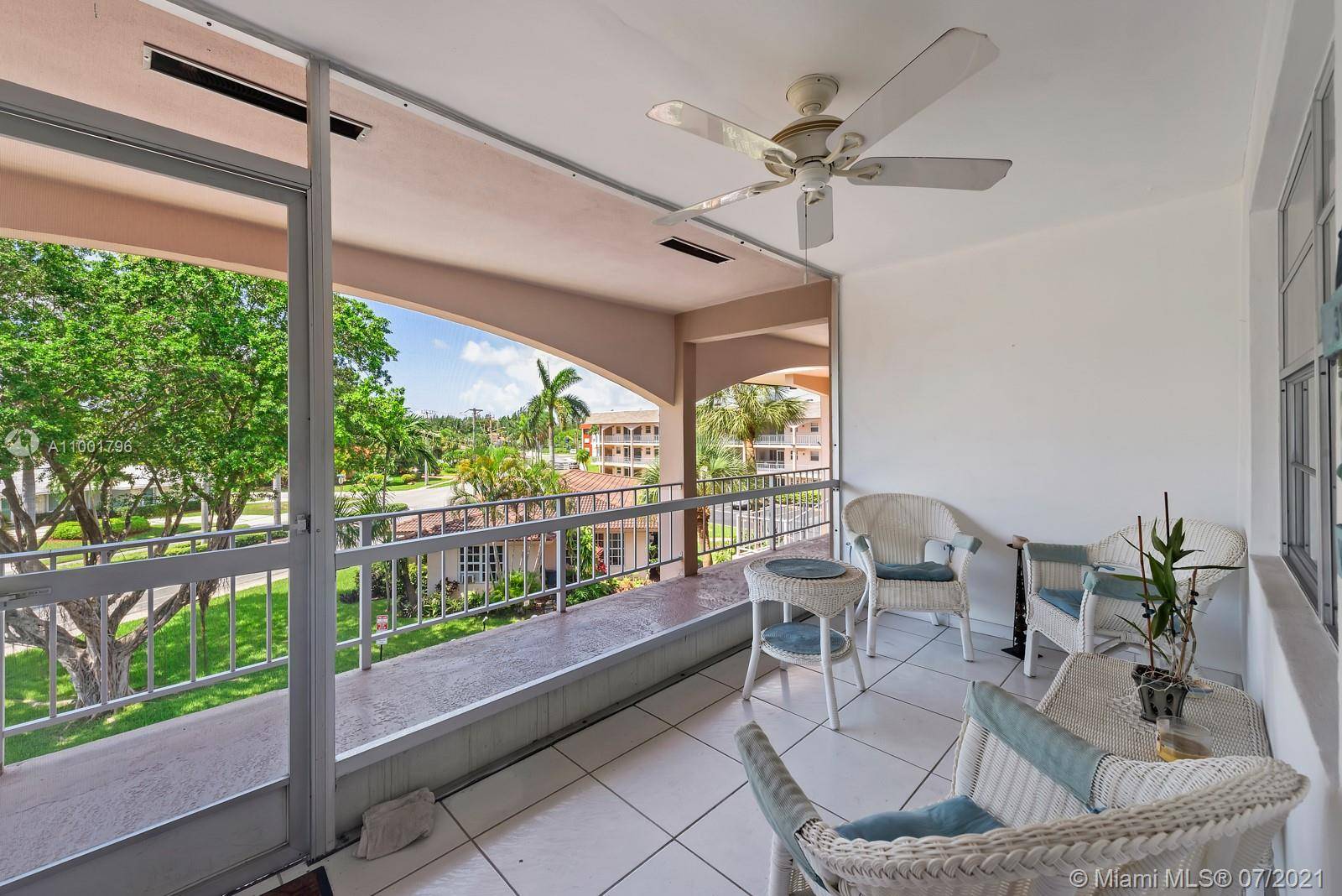 Hallandale Beach, FL 33009,501 Blue Heron Dr #316-A