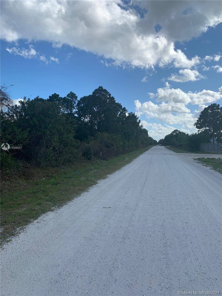 Clewiston, FL 33440,745 N SENDERO ST