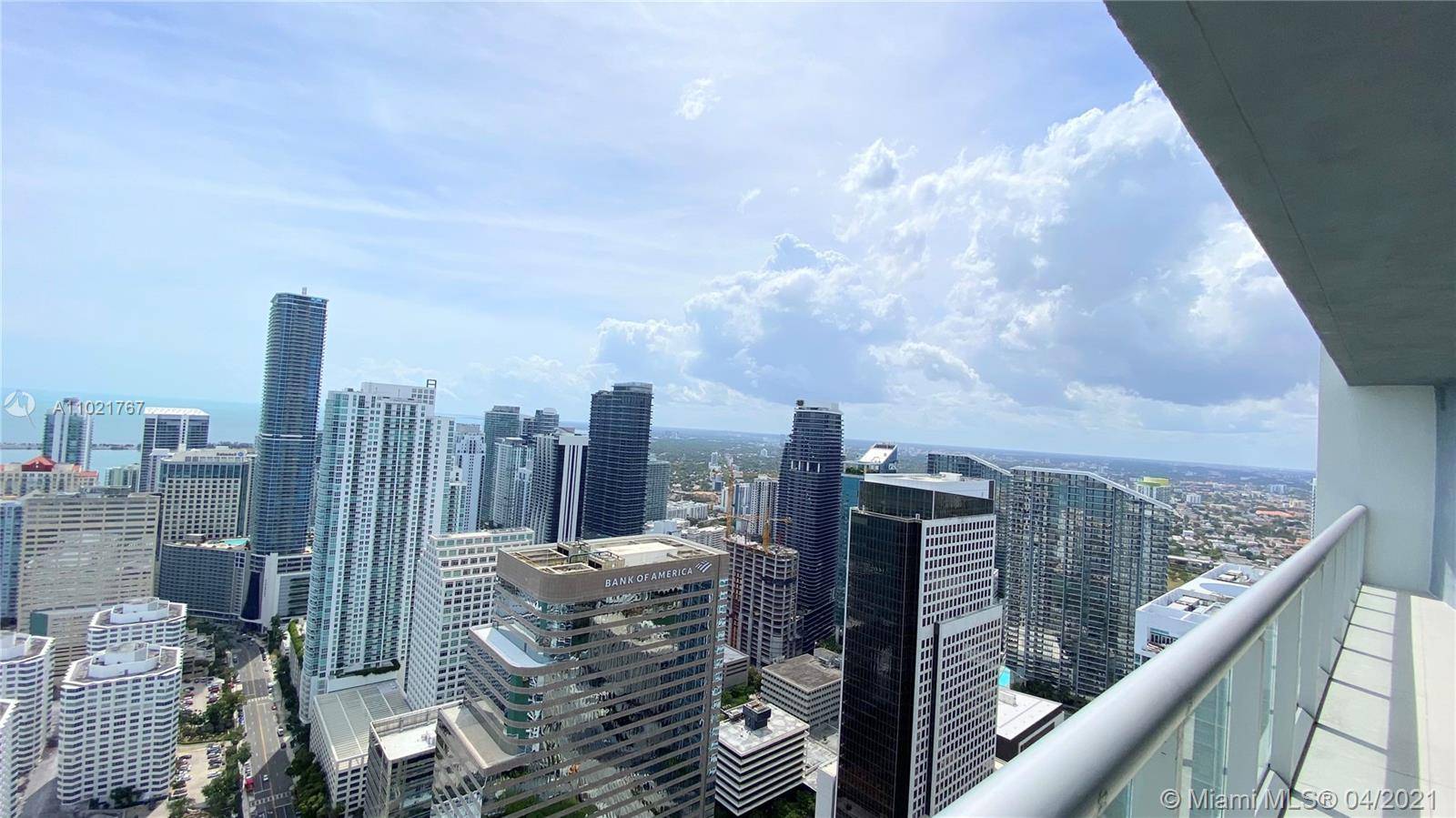 Miami, FL 33131,495 Brickell Ave #5605