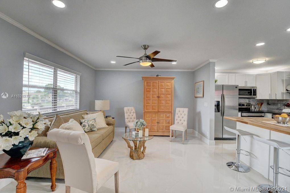 Delray Beach, FL 33446,318 Tuscany F #F318