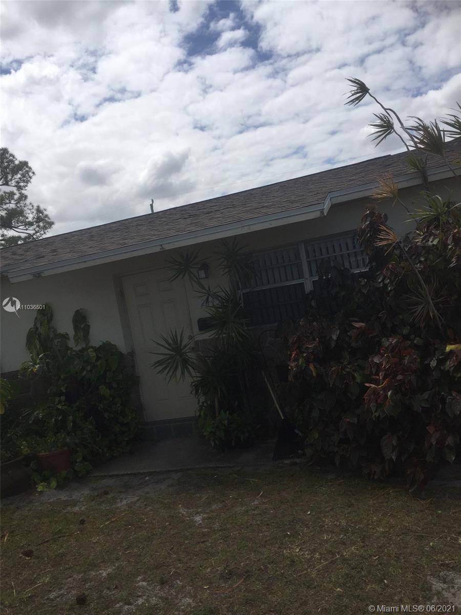 Fort Pierce, FL 34946,2443 Seneca Ave
