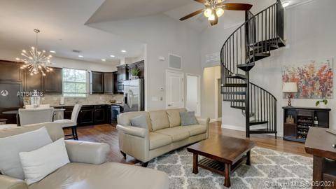 Cooper City, FL 33024,8154 Cascada Isles Dr #8154