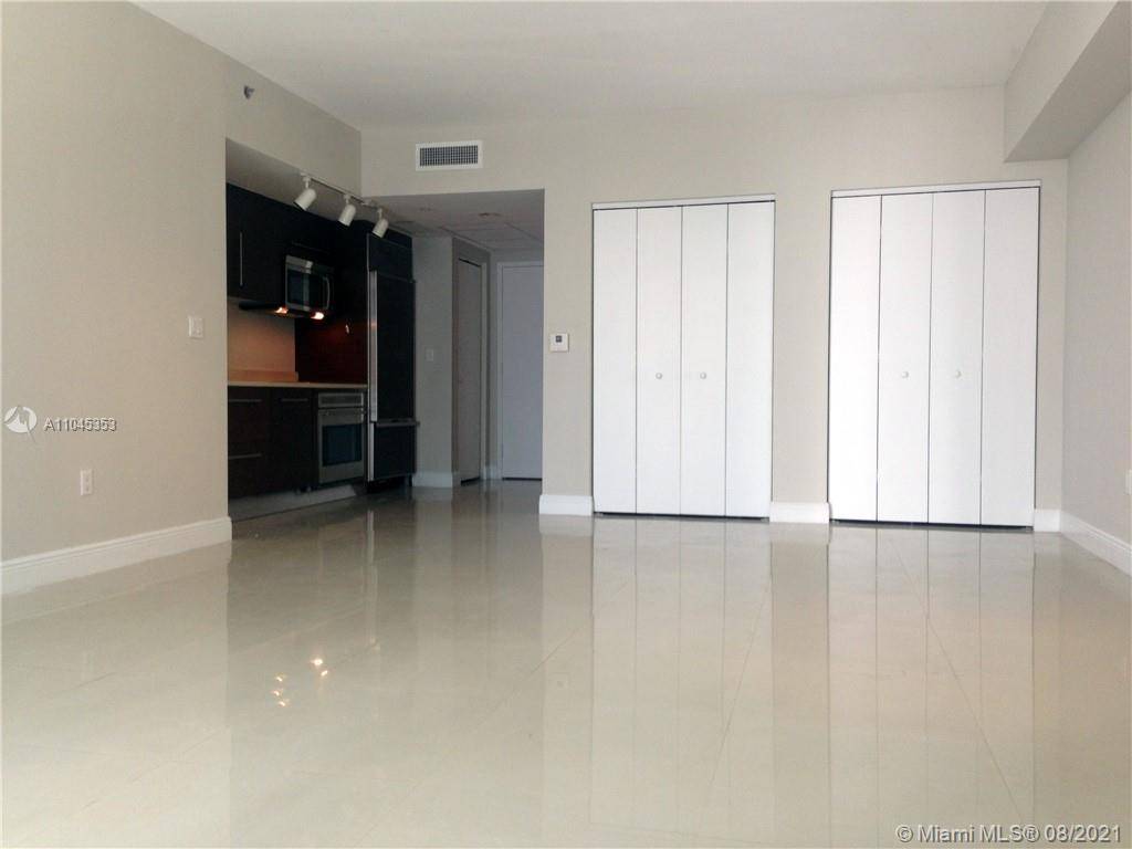 Miami, FL 33131,475 Brickell Ave #810