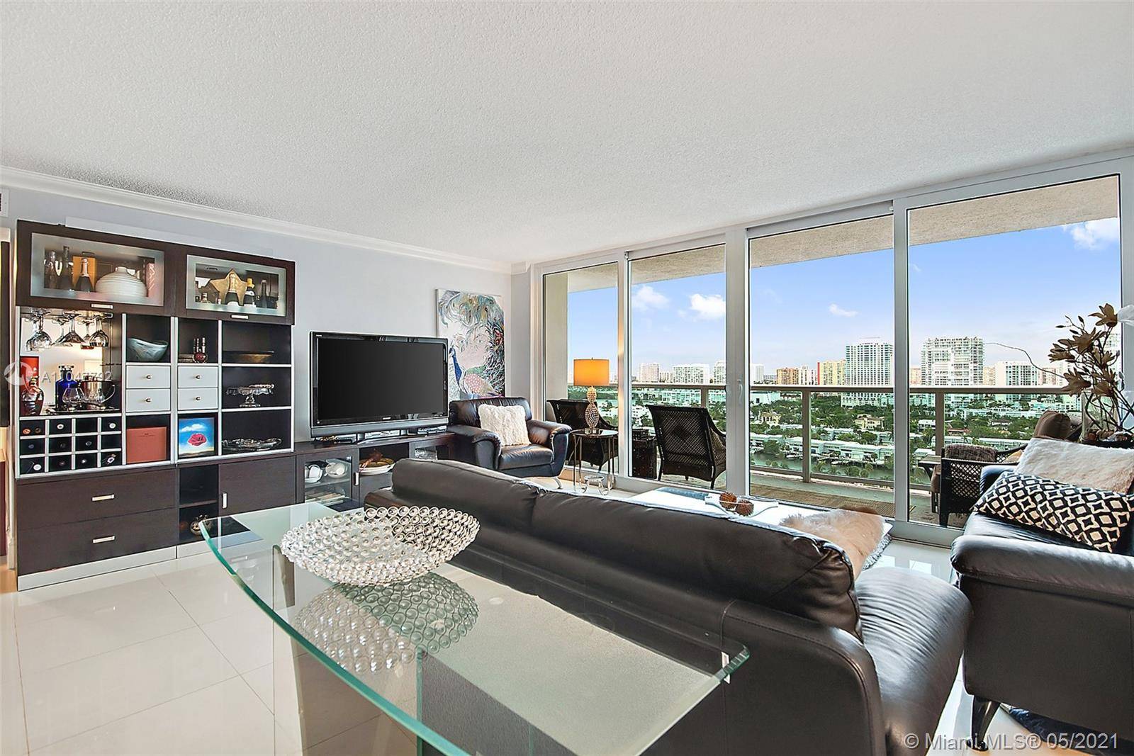 Sunny Isles Beach, FL 33160,100 Bayview Dr #1928