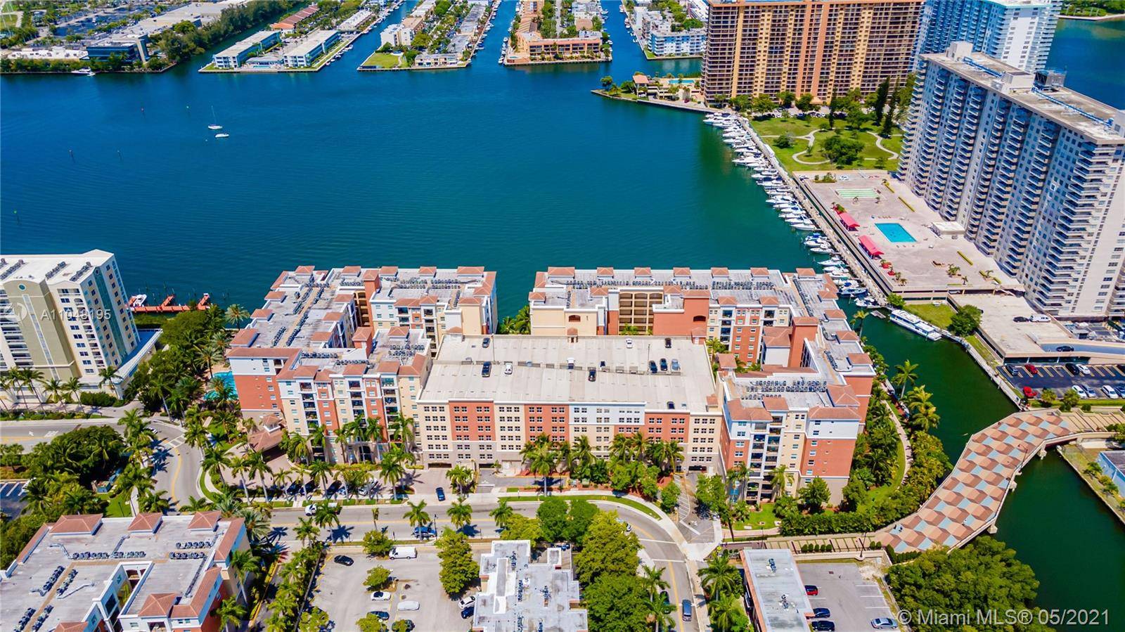 Sunny Isles Beach, FL 33160,17150 N Bay Rd #2915