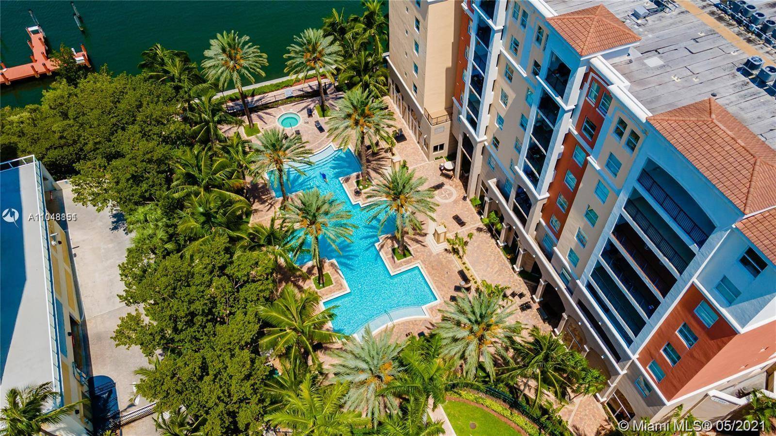 Sunny Isles Beach, FL 33160,17145 N Bay Rd #4112