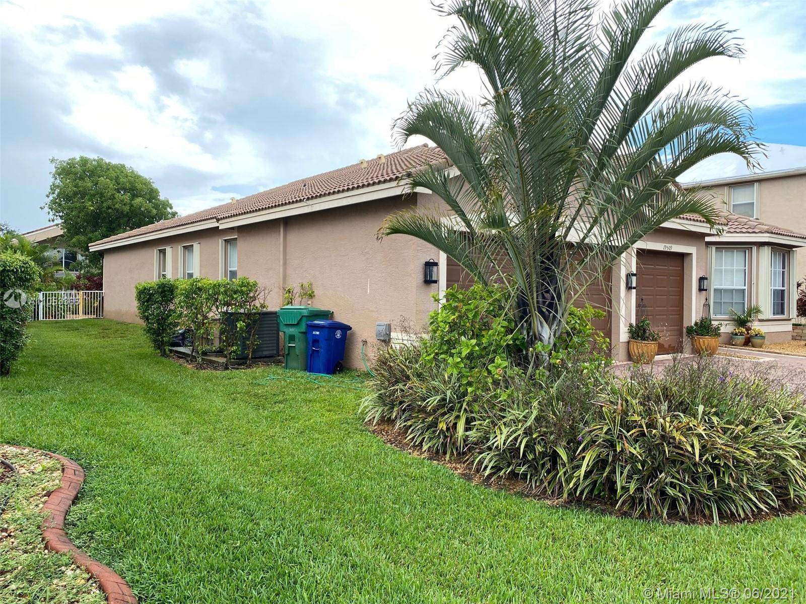 Miramar, FL 33029,19509 SW 54th St