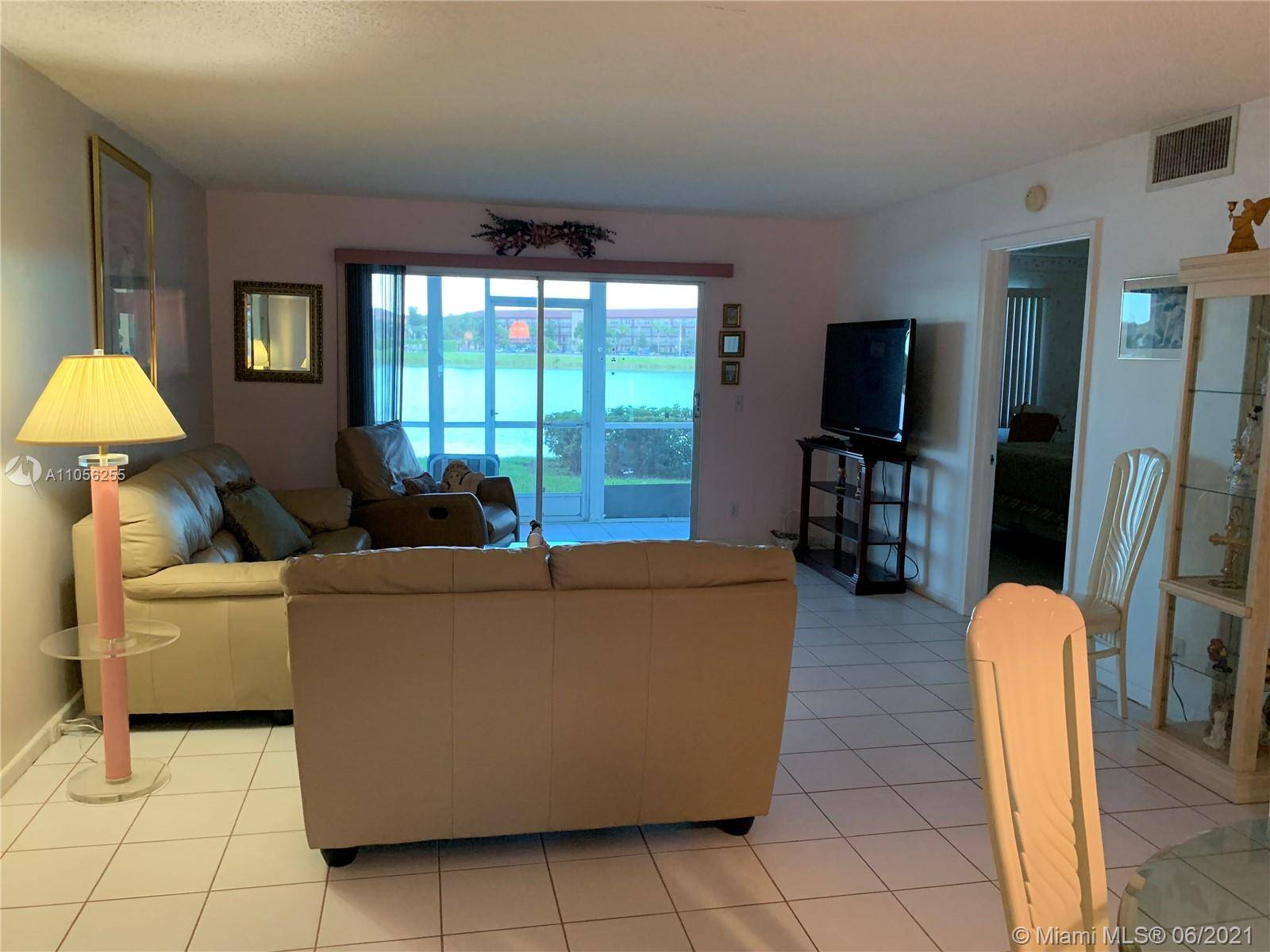 Pembroke Pines, FL 33027,13101 SW 11th Ct #106B