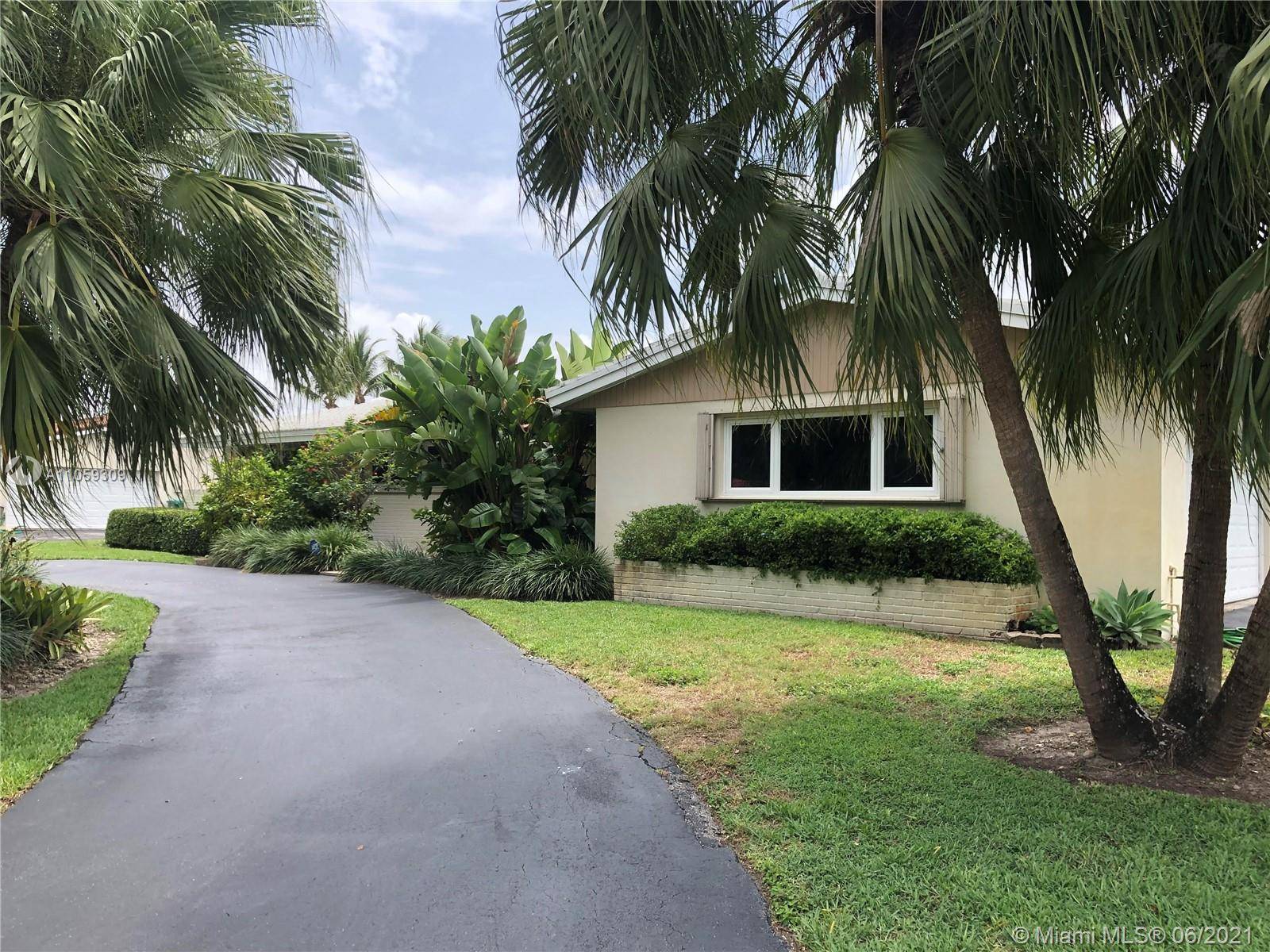 Palmetto Bay, FL 33158,14240 SW 79th Ct