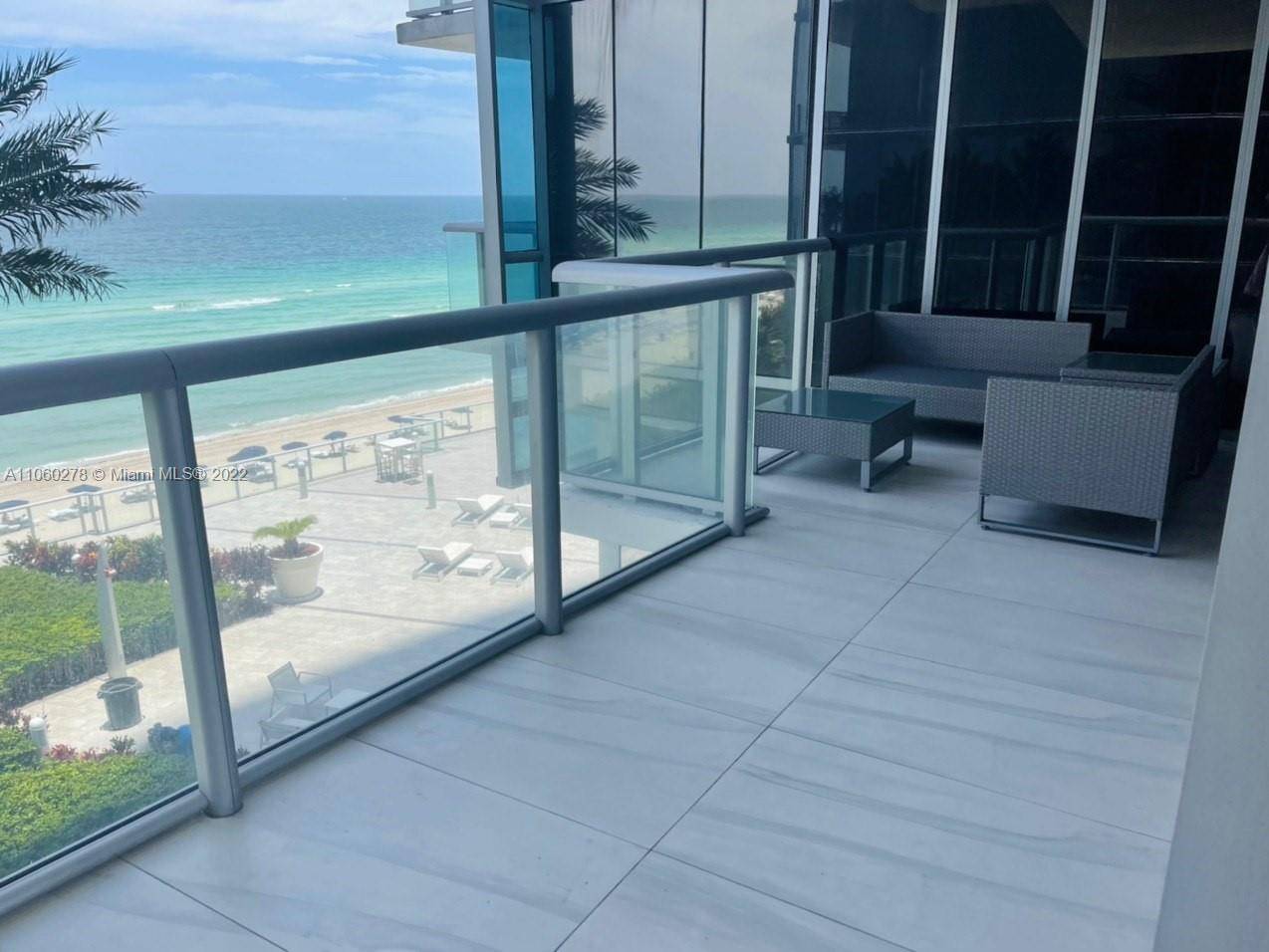 Sunny Isles Beach, FL 33160,17121 Collins Ave #808