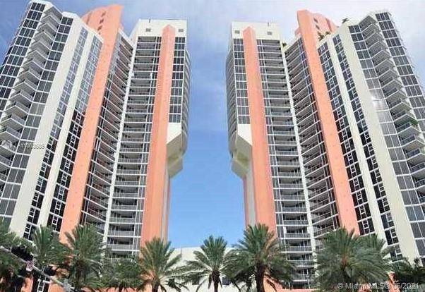 Sunny Isles Beach, FL 33160,19333 Collins Ave #1407