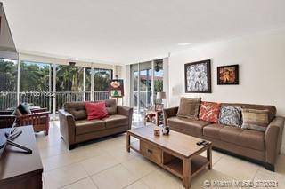 Key Biscayne, FL 33149,150 Ocean Lane Dr #3D